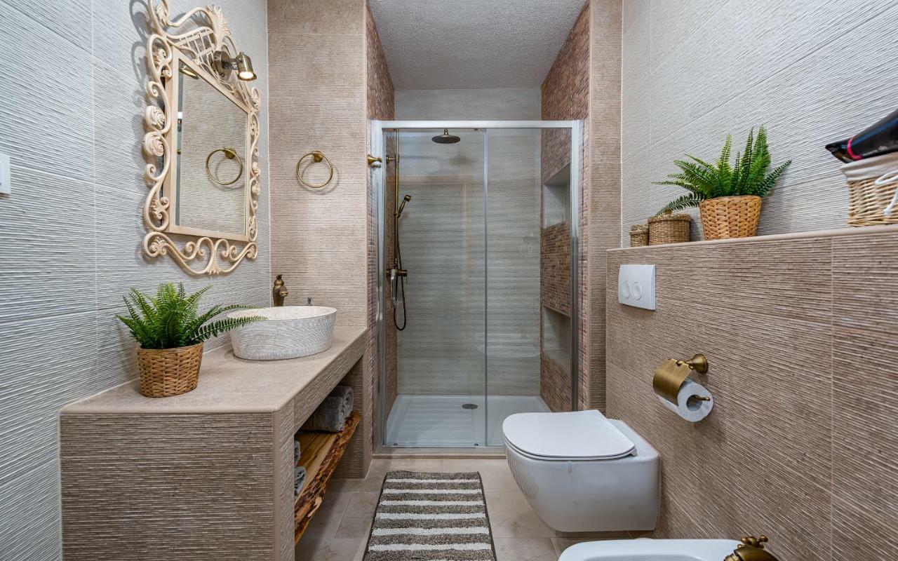 Casa Di Roccia Villa Marcana Bagian luar foto