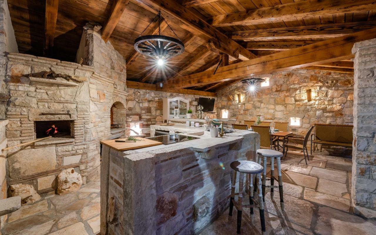 Casa Di Roccia Villa Marcana Bagian luar foto