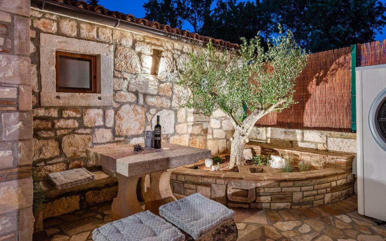 Casa Di Roccia Villa Marcana Bagian luar foto